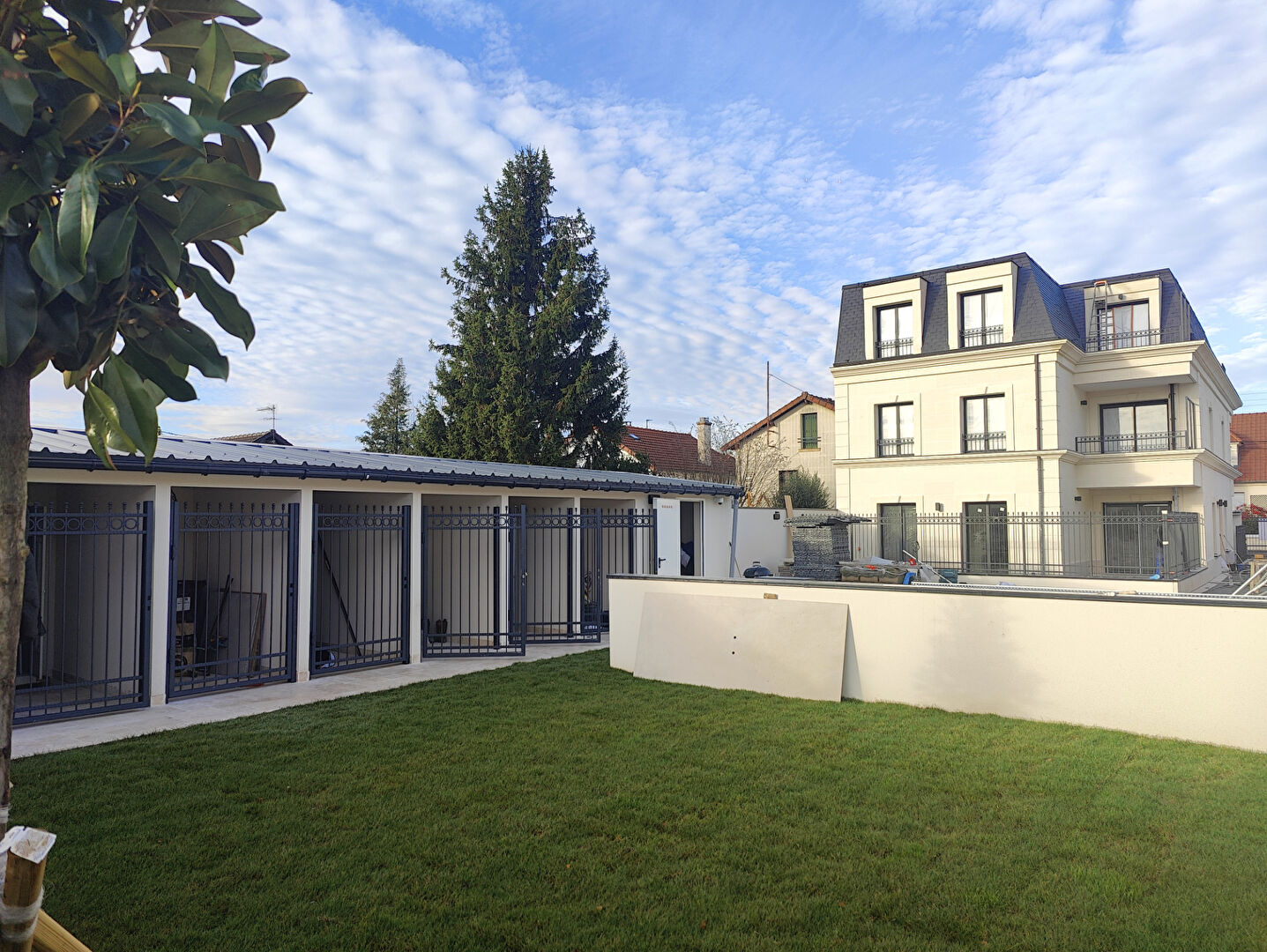 Agence immobilière de L'IMMOBILIERE DE VAIRES Vaires sur Marne - L'IMMOBILIERE DE VAIRES