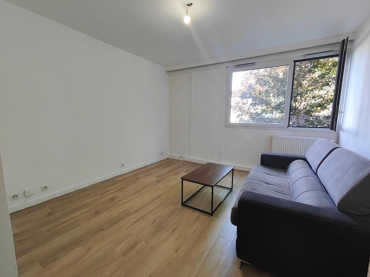 Photo Appartement  2 pièces 45 m2 image 4/6