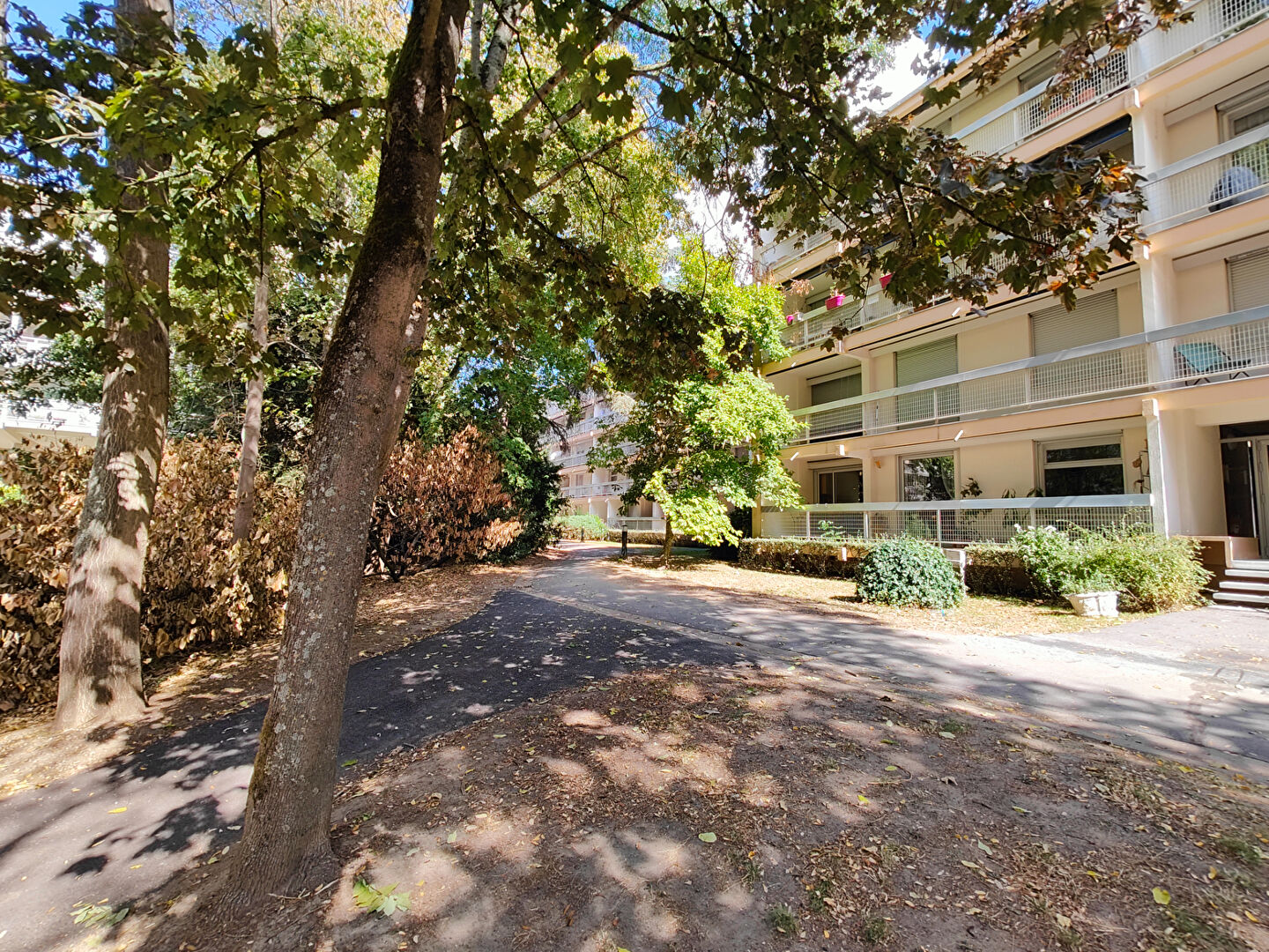 Agence immobilière de L'IMMOBILIERE DE VAIRES Vaires sur Marne - L'IMMOBILIERE DE VAIRES