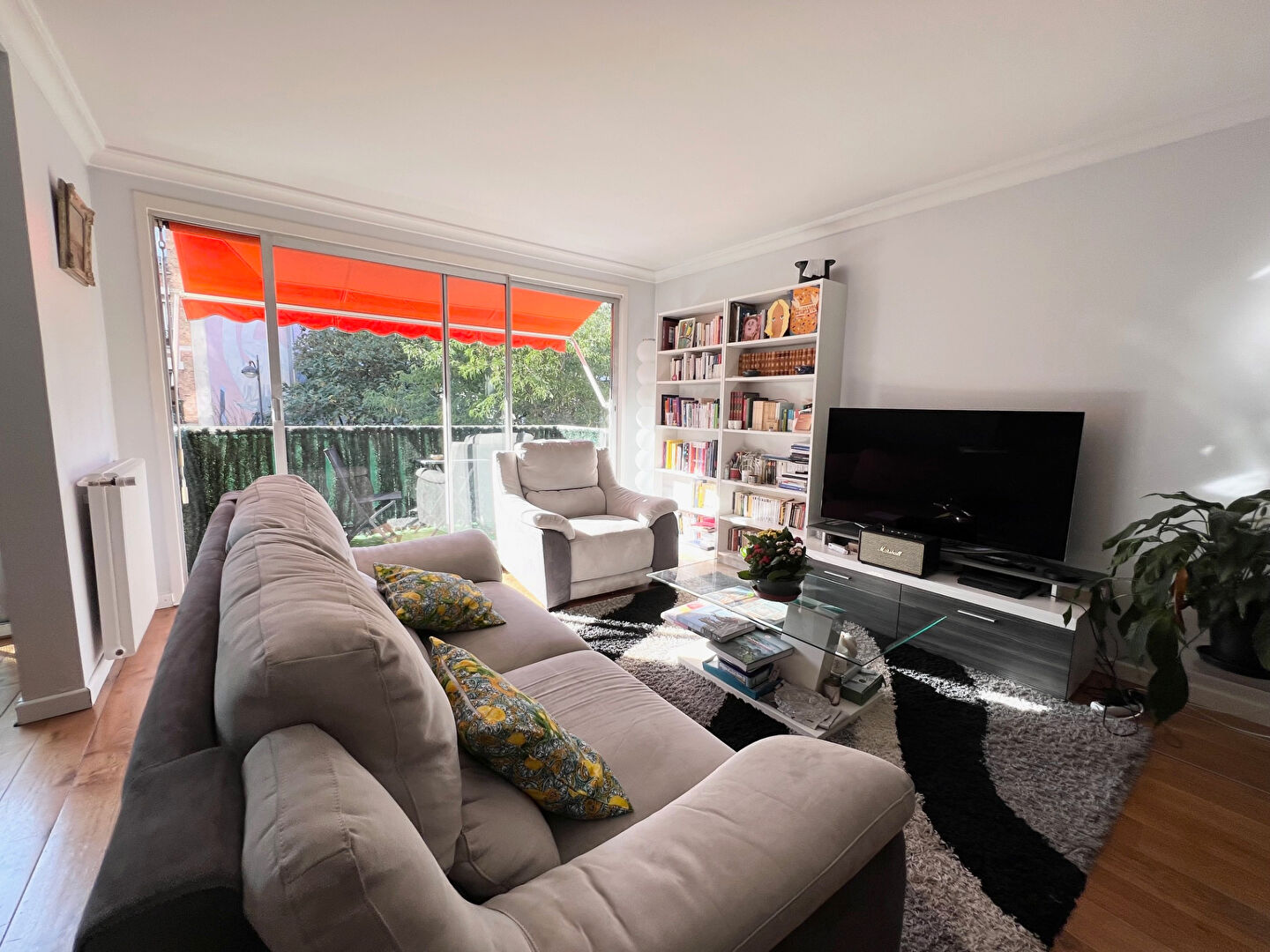 Photo Paris 18ème - Marx Dormoy - Marché de l'Olive image 4/6