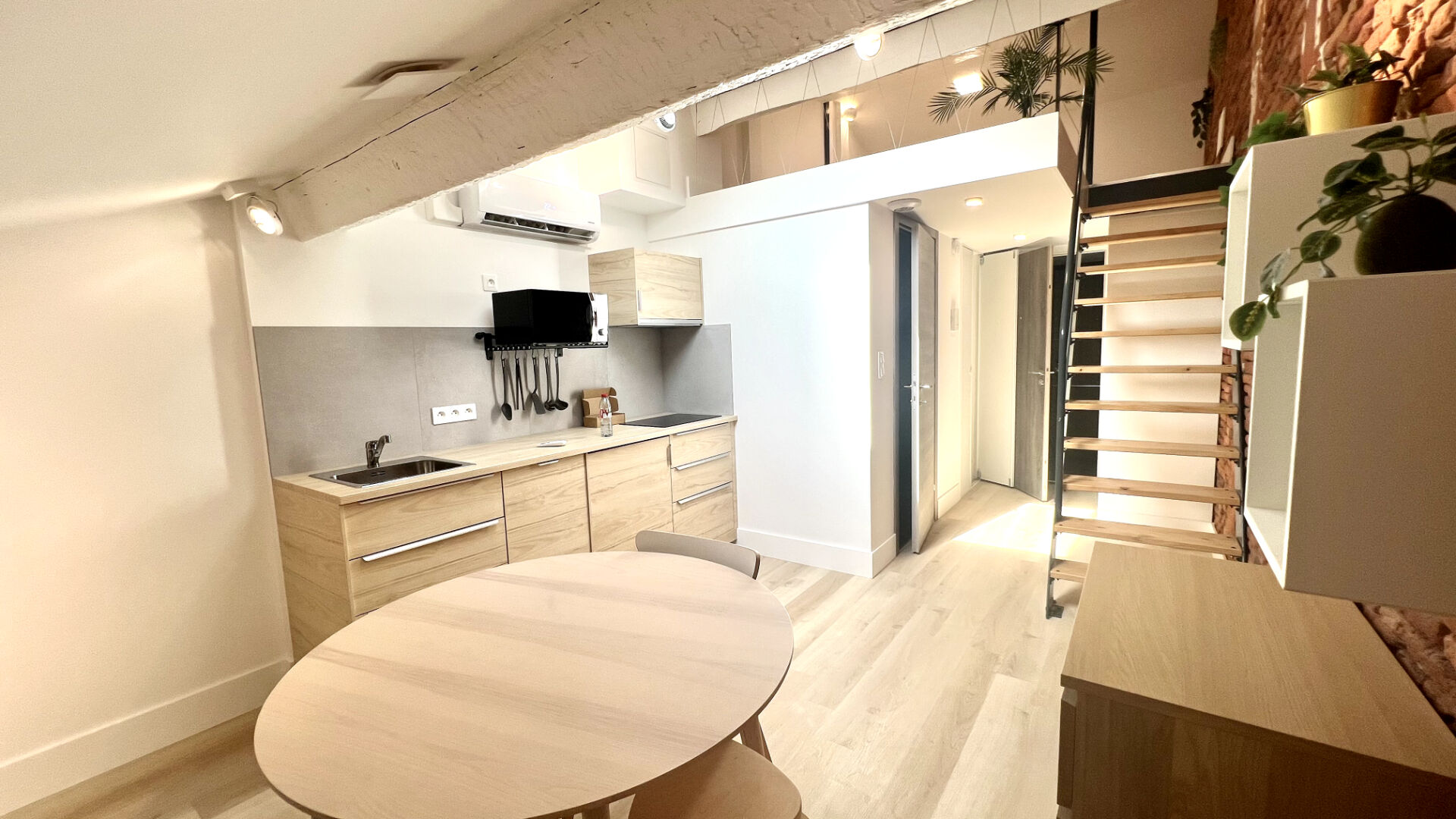 Studio T1 - 35m² - Place du Capitole