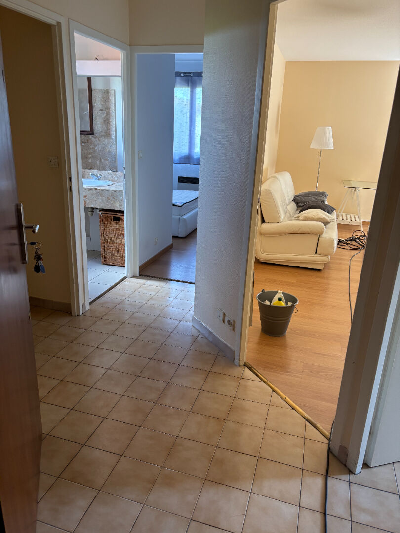 Photo Grand T2 Ramoville Saint Agne image 5/6