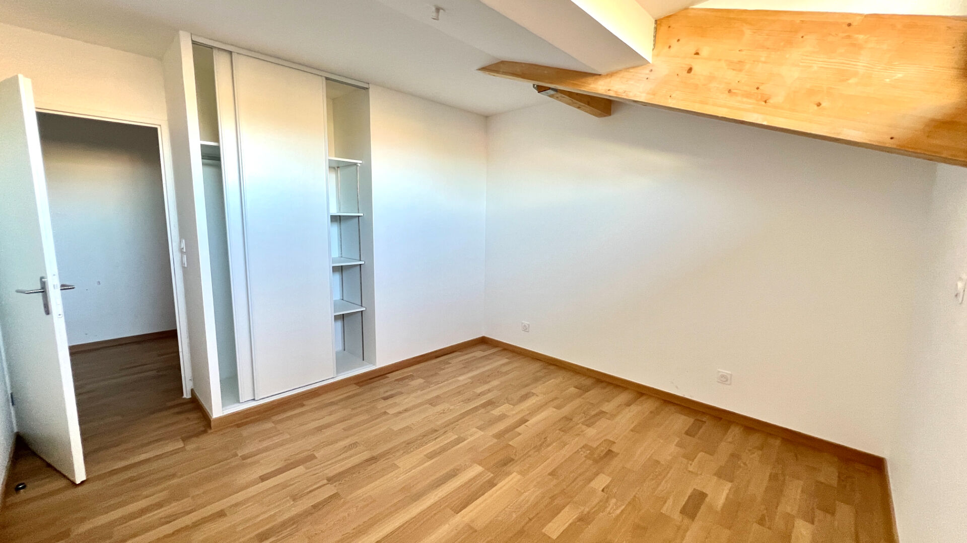 Photo Appartement T4 - 119m2 - Saint-Cyprien image 6/6