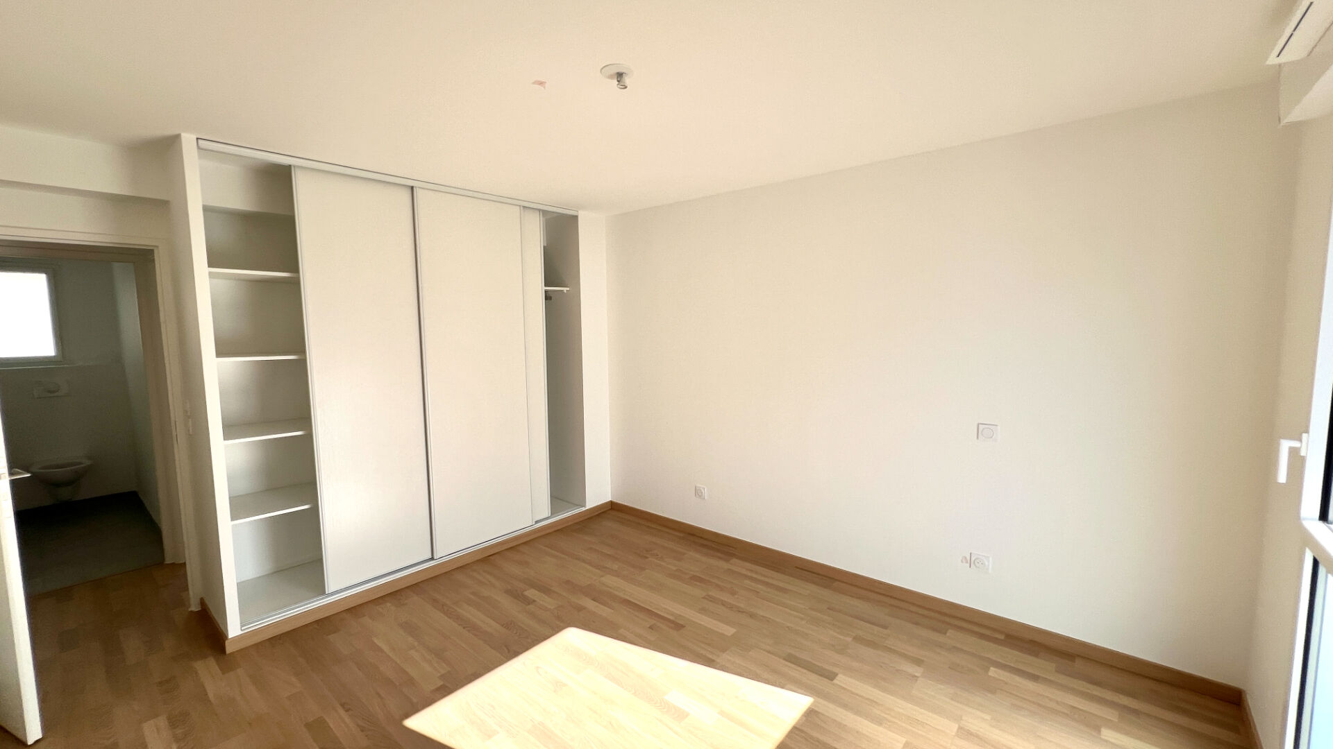 Photo Appartement T4 - 102m2 - Saint-Cyprien image 5/6