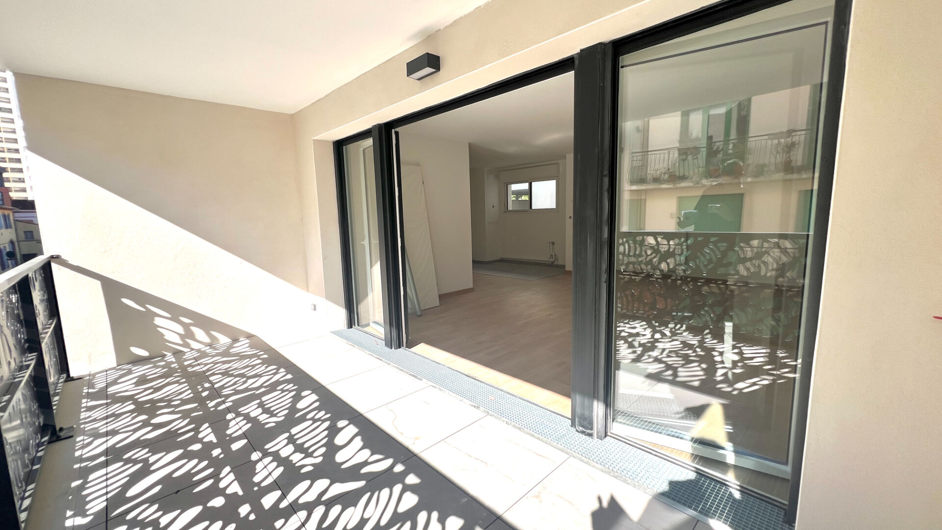 Photo Appartement T4 - 102m2 - Saint-Cyprien image 1/6