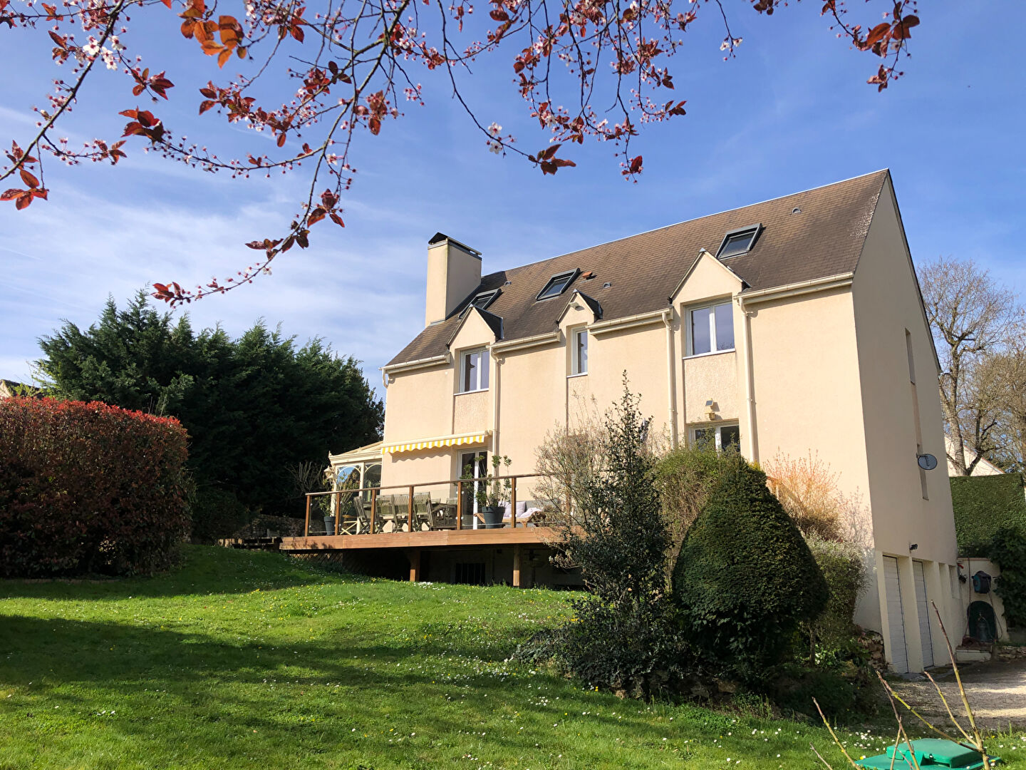 Agence immobilière de IBJ - L'IMMOBILIÈRE DE BUC ET DE JOUY - IBJ - L'Immobilière de Buc et de Jouy