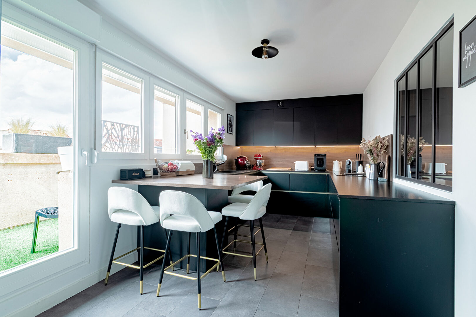 Photo Appartement Metz 7 pièces  210 m2 en duplex avec terrasse, balcon, garage double, cave image 3/6