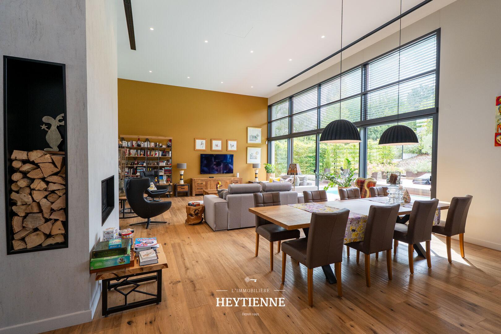 LESSY Maison contemporaine d'exception de 350m² avec piscine et terrain de  1500m²