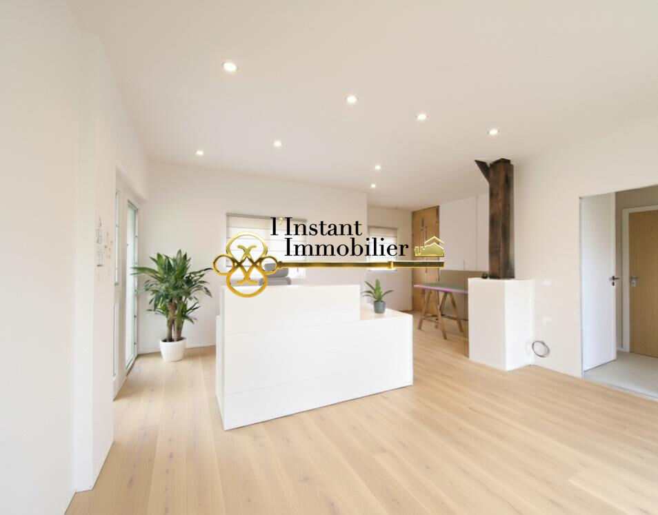 Photo Local professionnel rénové - 117 m² à louer image 1/6