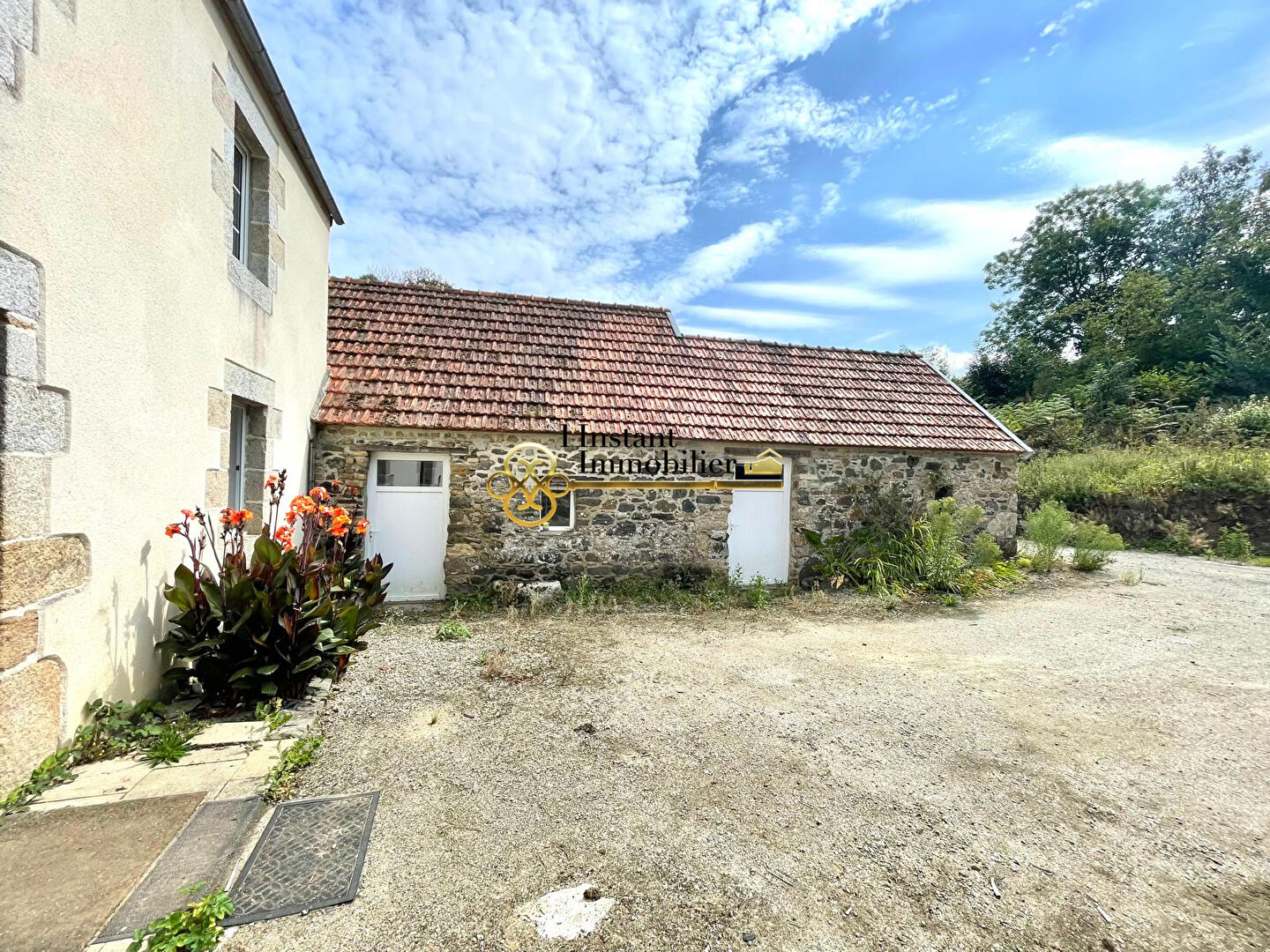 Photo MAISON  DE CAMPAGNE. Plouegat Guerand image 2/6