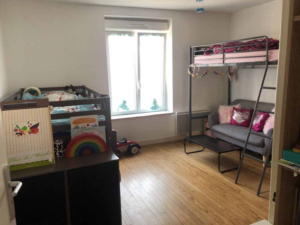 RAVILLE SUR SANON - APPT AVEC ENTREE PRIVATIVE ET JARDIN