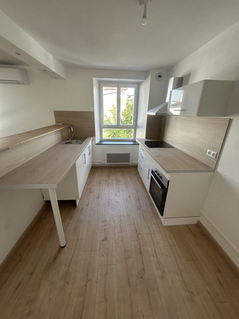 LUNEVILLE - 2 PAS DE LA GARE