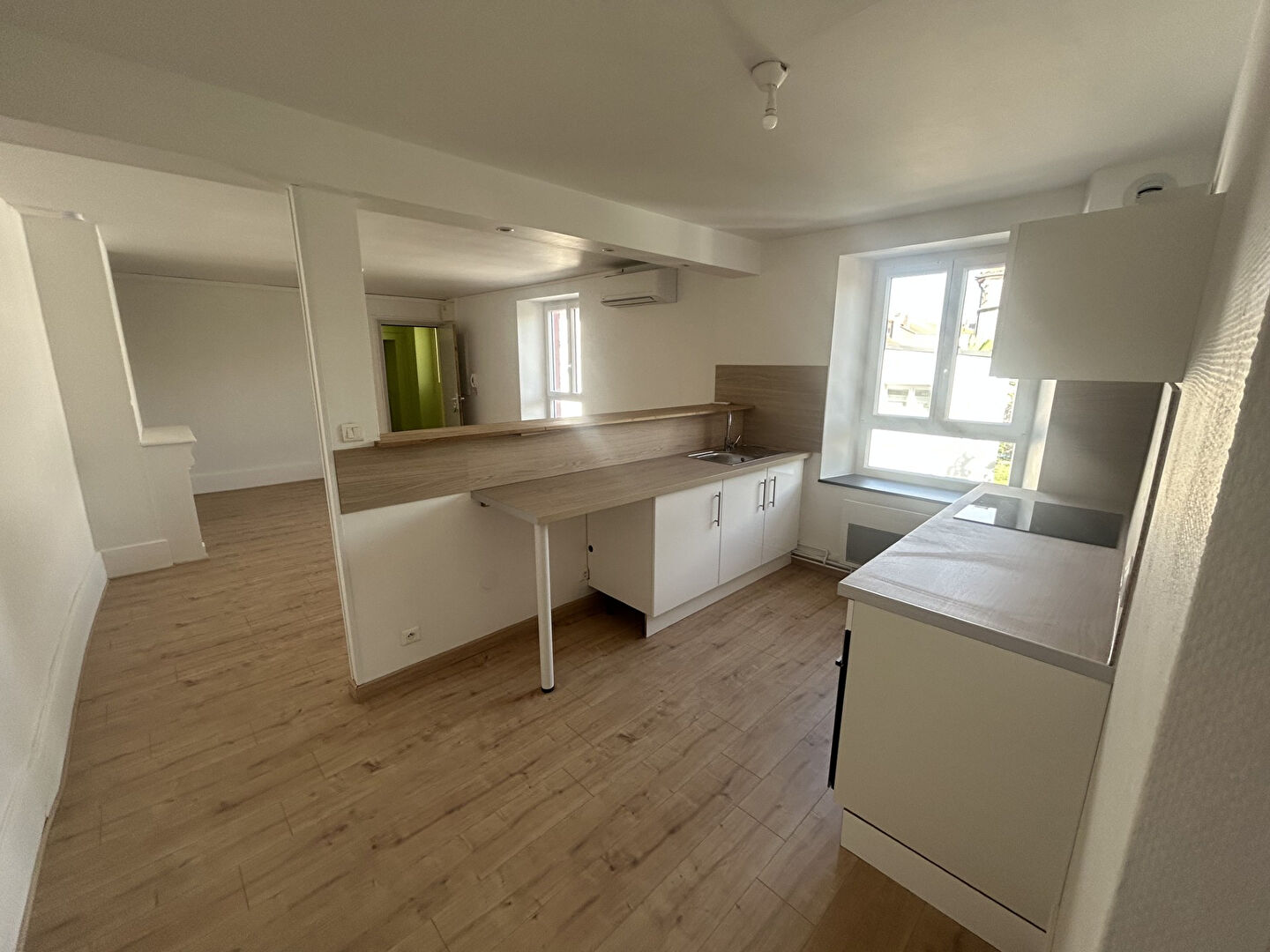 LUNEVILLE - 2 PAS DE LA GARE