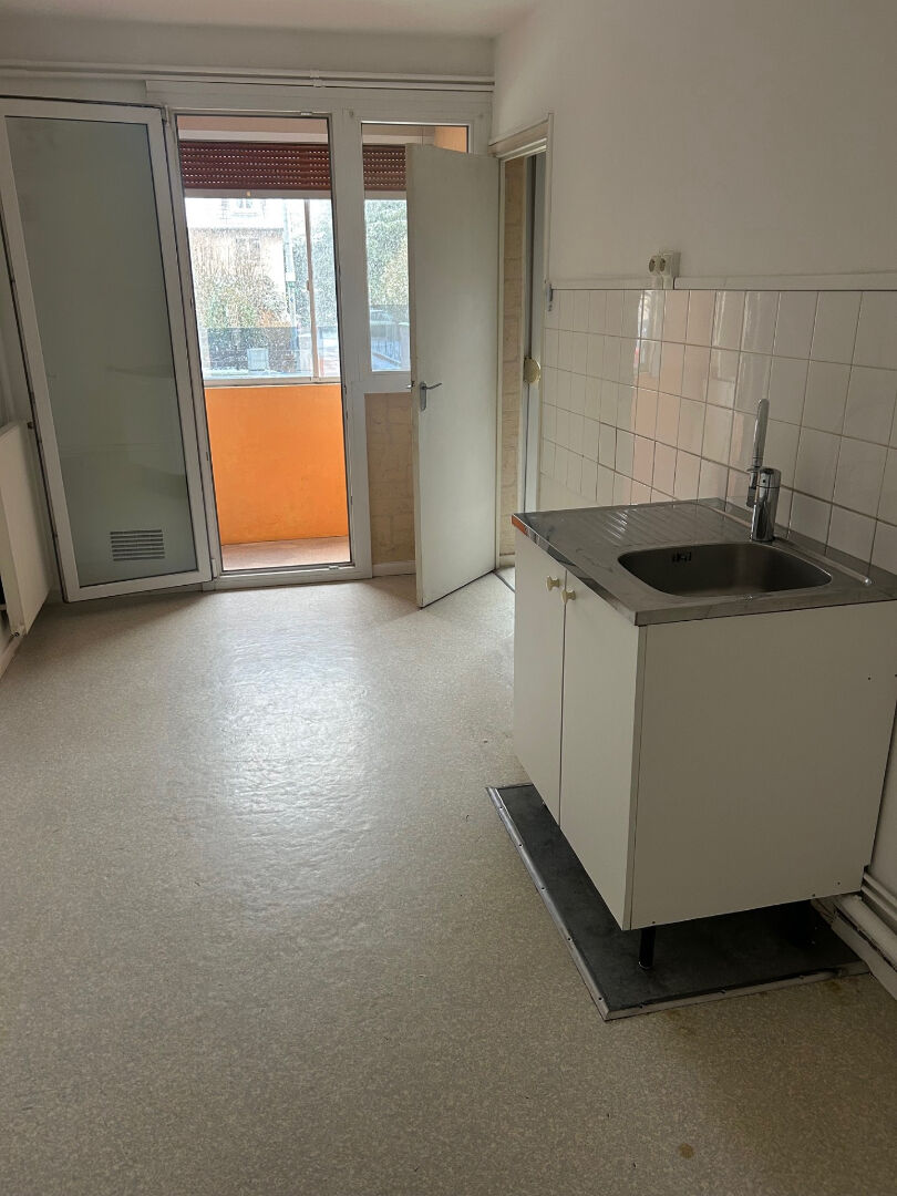 LUNEVILLE - RUE CHERON