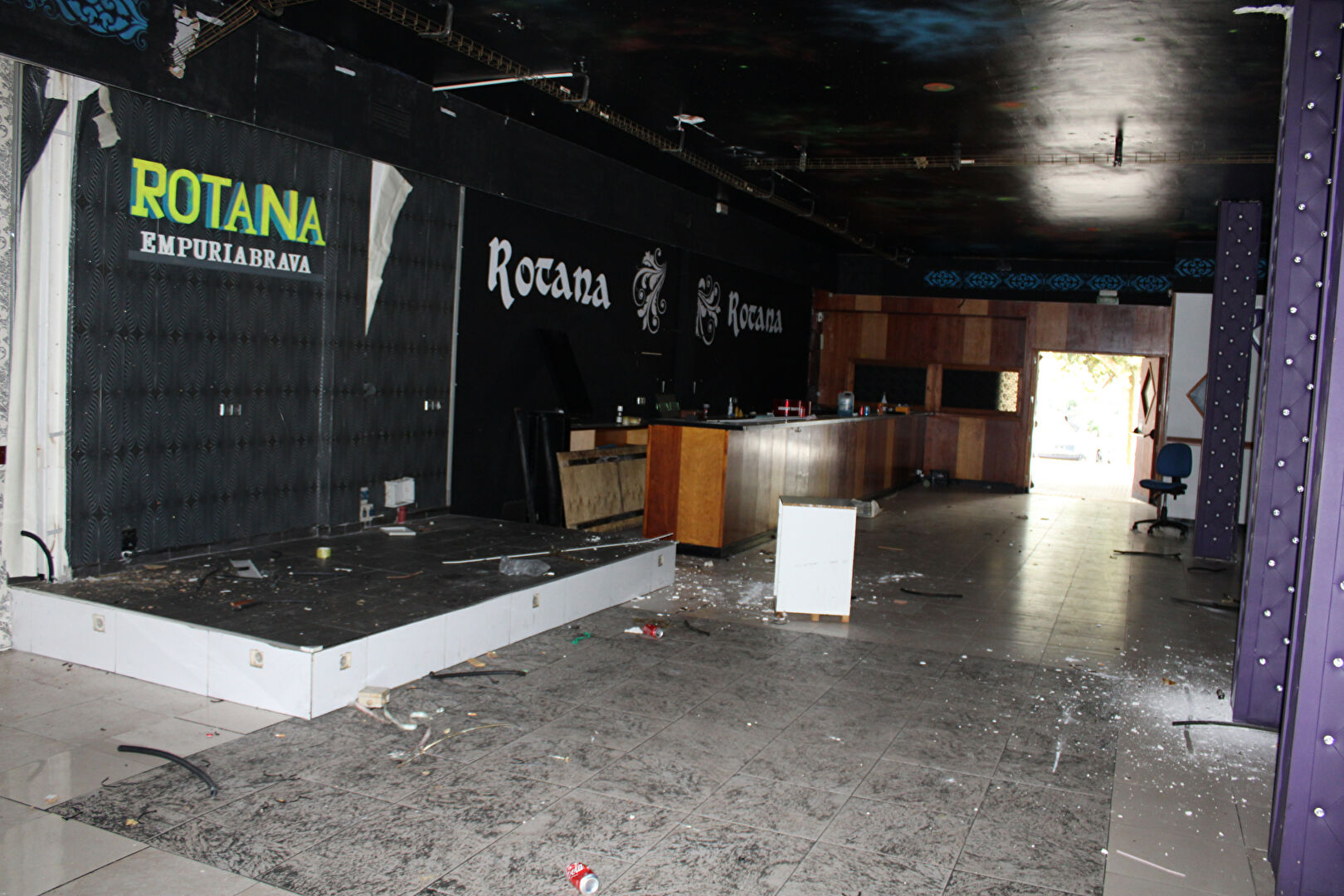 Local d'activité Empuriabrava 1100 m2