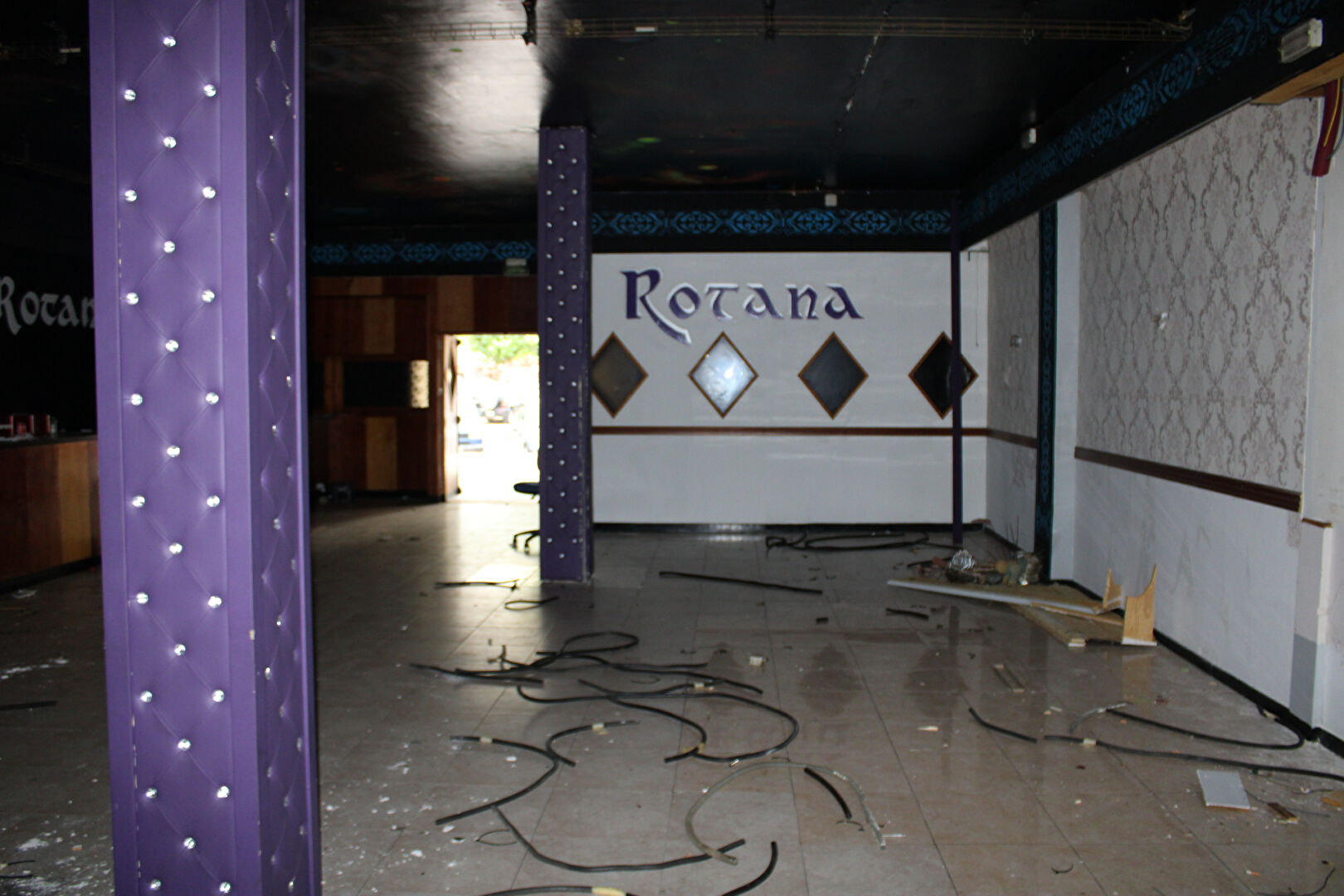 Photo Local d'activité Empuriabrava 1100 m2 image 3/6