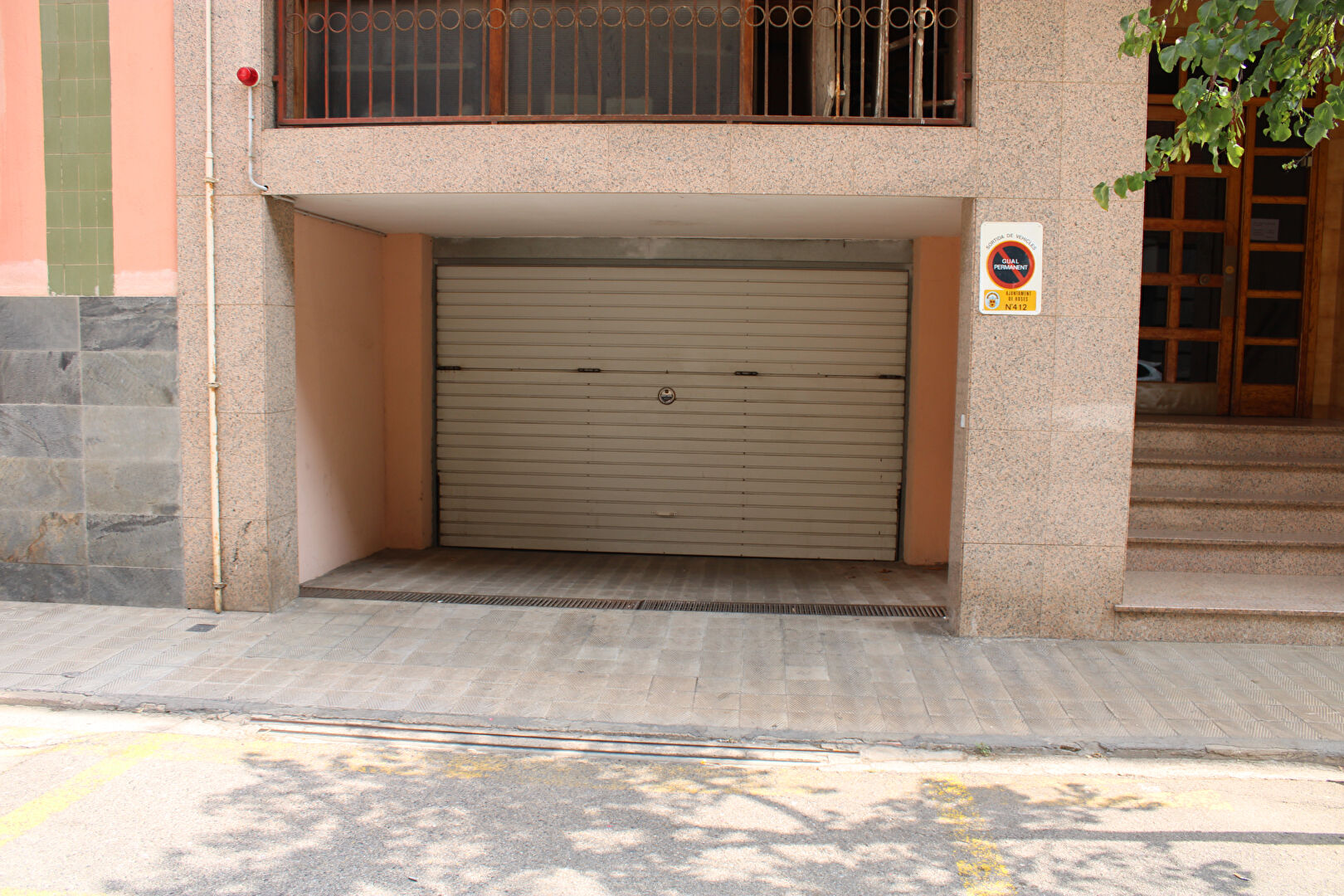 Photo Place de parking située dans la rue Puig Rom de Roses de 11m2 image 6/6