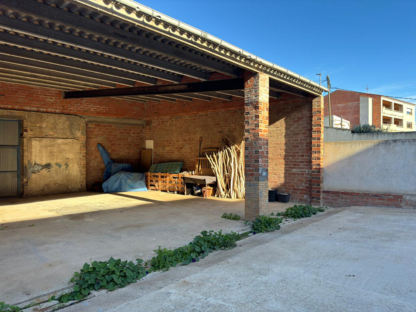 Photo Terrain 160 m2 image 2/6