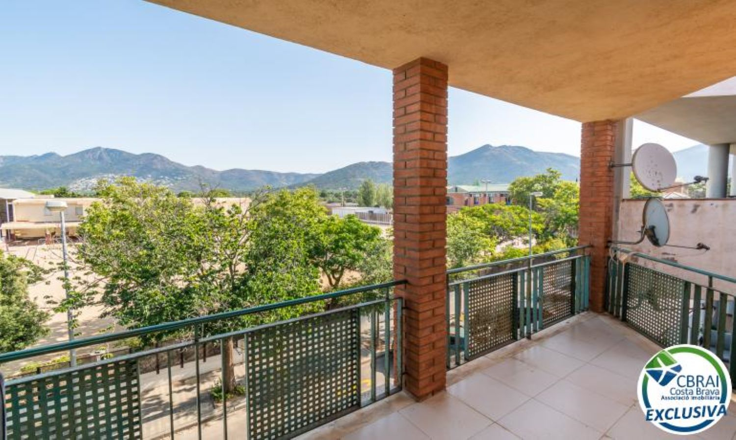 Photo Maison Roses 4 pièce(s) 108 m2 image 2/6