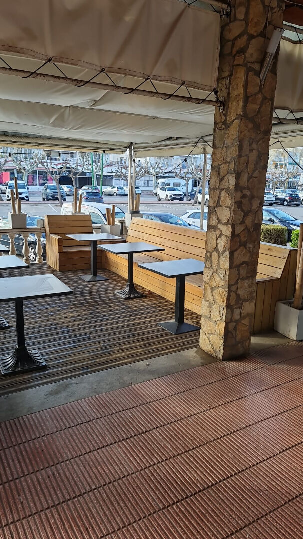 Photo Local d'activité Roses image 4/6