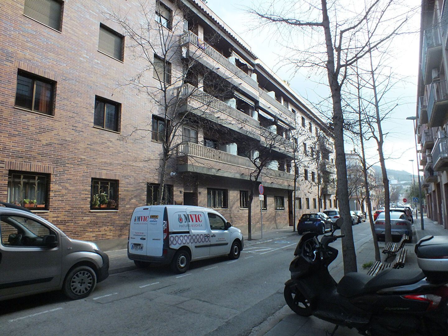 Parking en sous sol au centre de Rosas