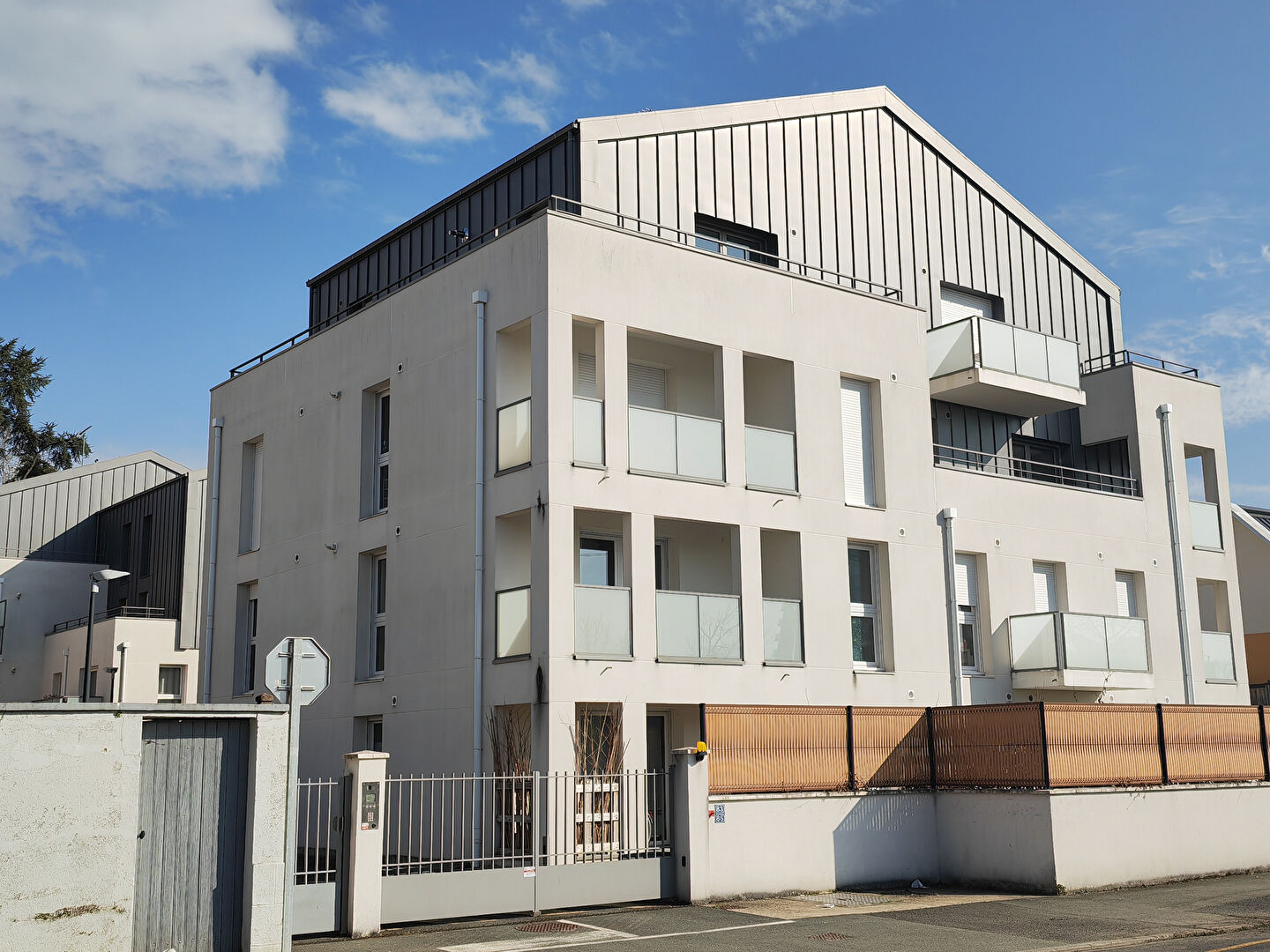 Photo Angers UCO/ESA Appartement T2 avec Terrasse Privative image 2/5