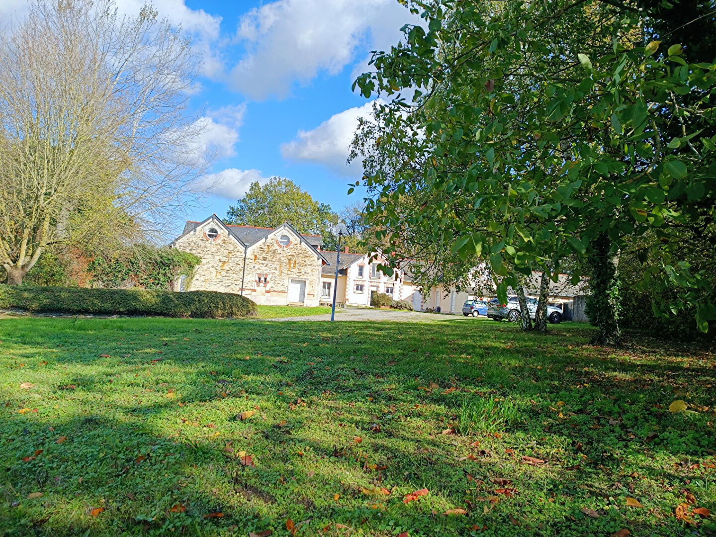 Photo Avrillé centre grand studio avec parking image 2/6