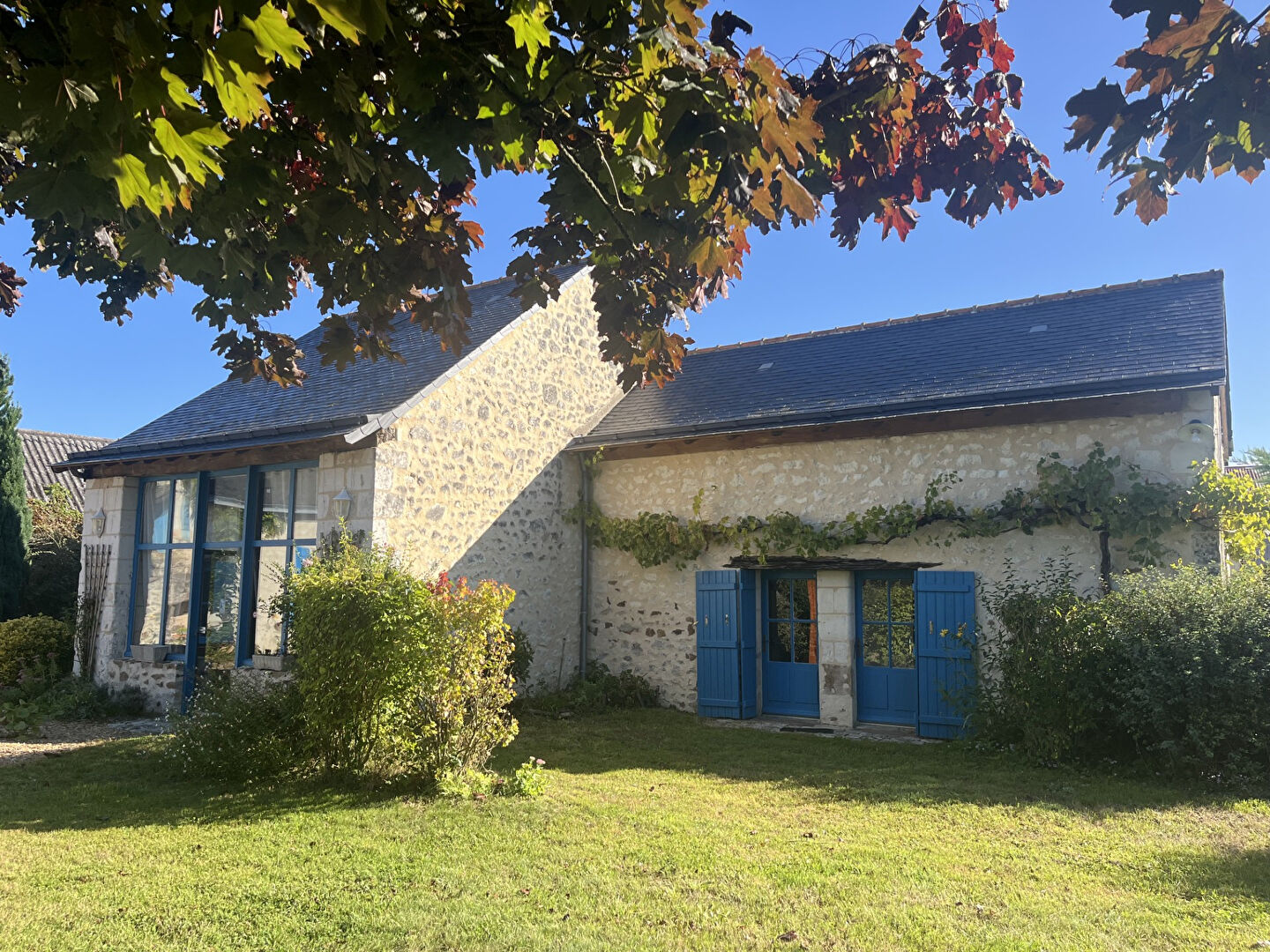 Photo Charmante Maison en pierre image 1/4