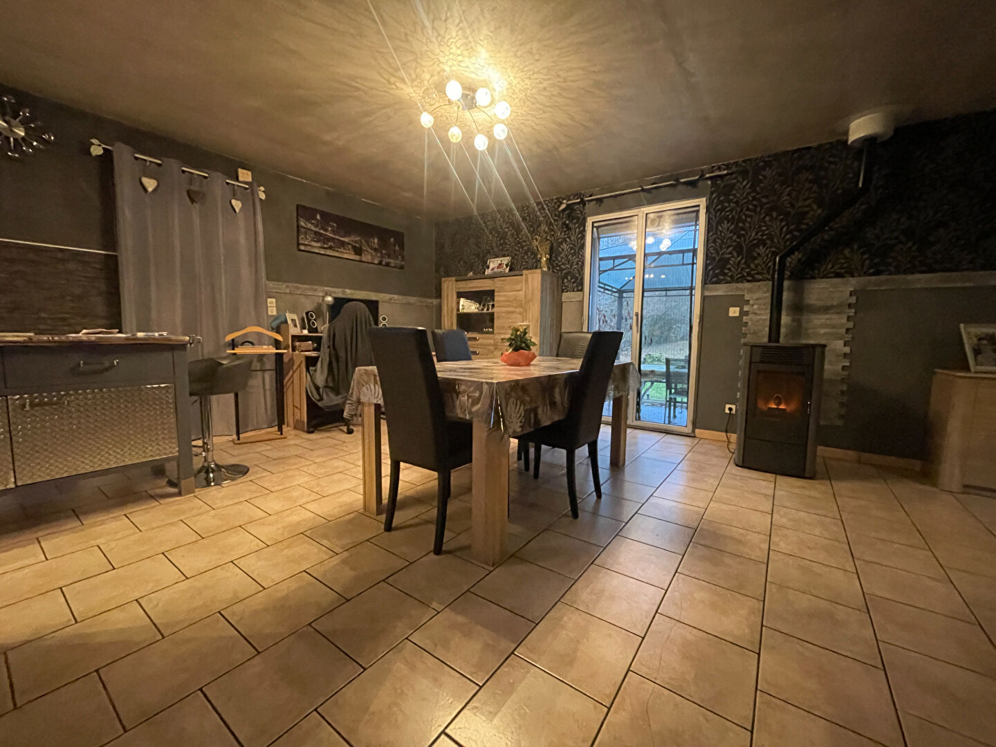 EXCLUSIVITÉ - Rare ! Maison de plain-pied à Neufmaison - Panorama exceptionnel sur la nature (terrain4900m²)