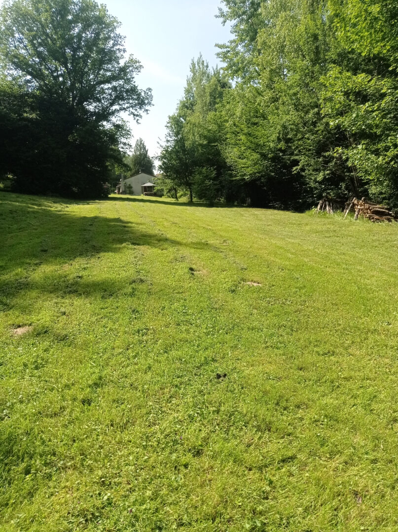 EXCLUSIVITÉ - Rare ! Maison de plain-pied à Neufmaison - Panorama exceptionnel sur la nature (terrain4900m²)