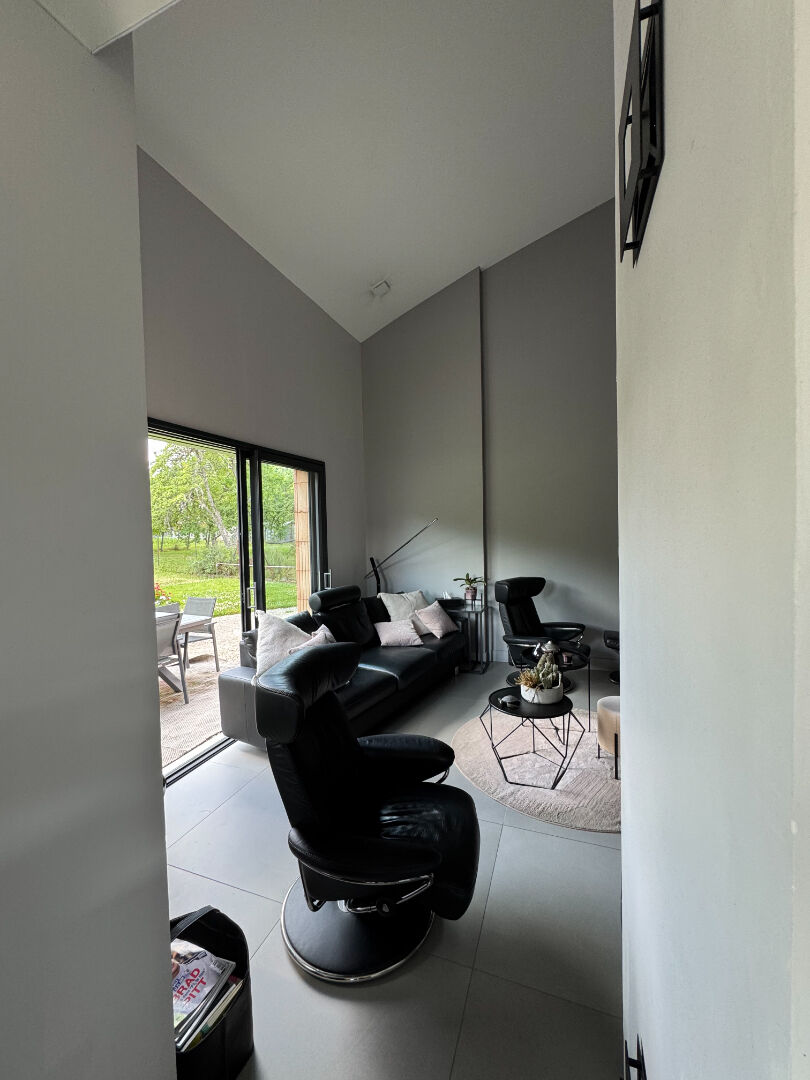 EN EXCLUSIVITÉ - Maison d'architecte contemporaine à 10 min de TOUL