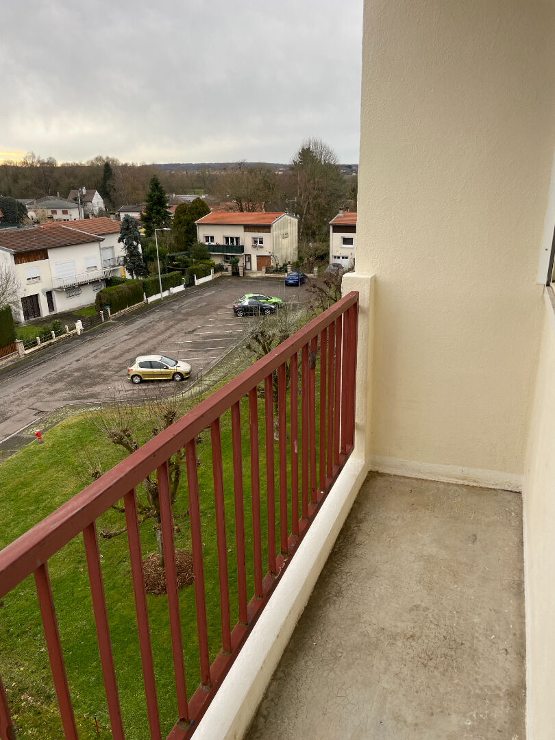 Appartement T4 en exclusivité - Dernier étage avec balcon - Lunéville