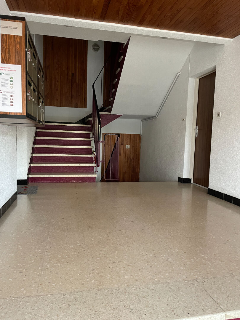 Appartement T4 en exclusivité - Dernier étage avec balcon - Lunéville