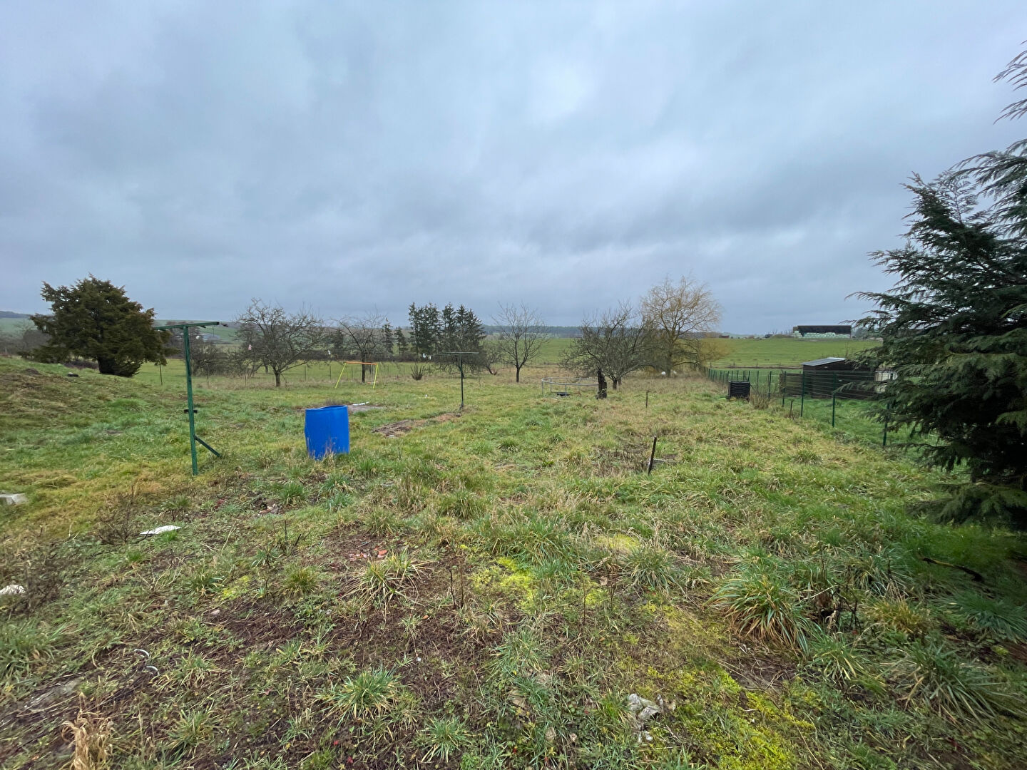 EN EXCLUSIVITÉ - PAVILLON FAMILIAL AU CALME ABSOLU