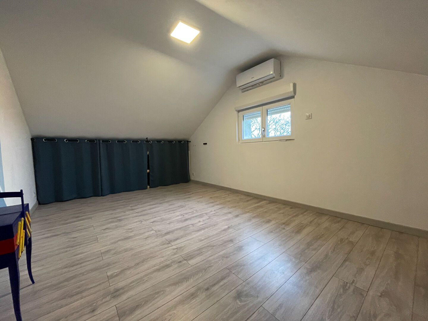 EN EXCLUSIVITÉ - PAVILLON FAMILIAL AU CALME ABSOLU