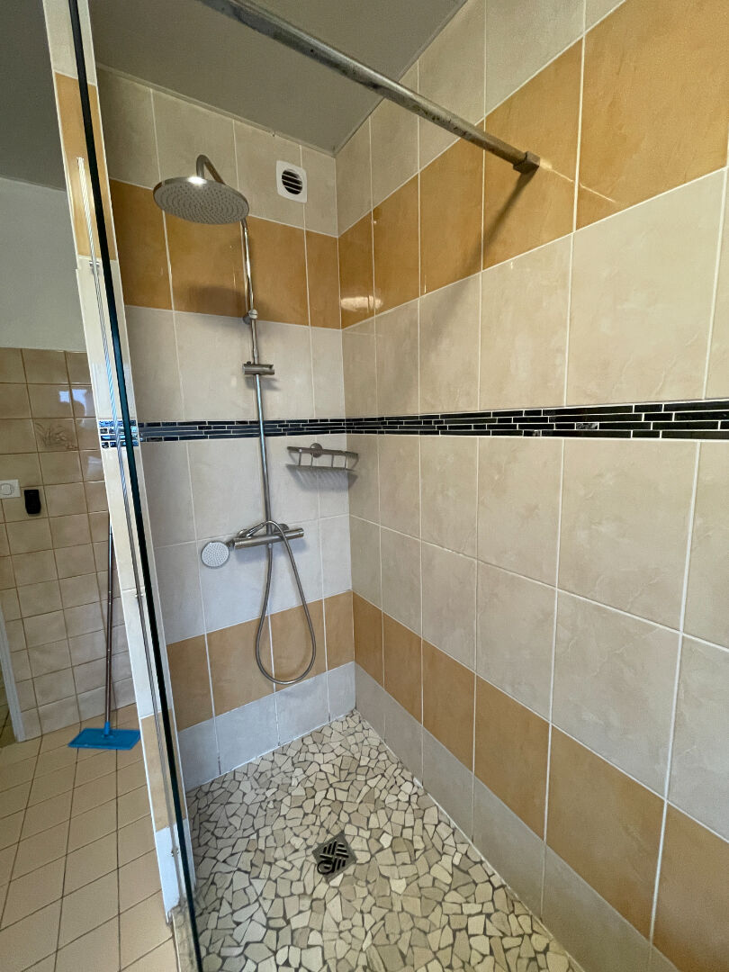 EN EXCLUSIVITÉ - PAVILLON FAMILIAL AU CALME ABSOLU