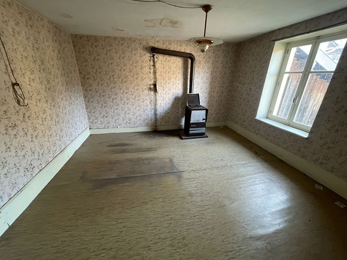 Exclusivité - Ancienne ferme lorraine à rénover avec dépendances et terrain