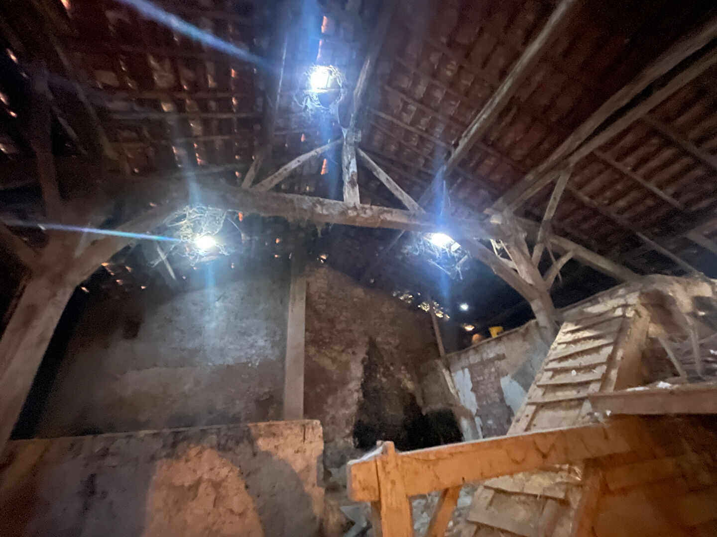 Exclusivité - Ancienne ferme lorraine à rénover avec dépendances et terrain