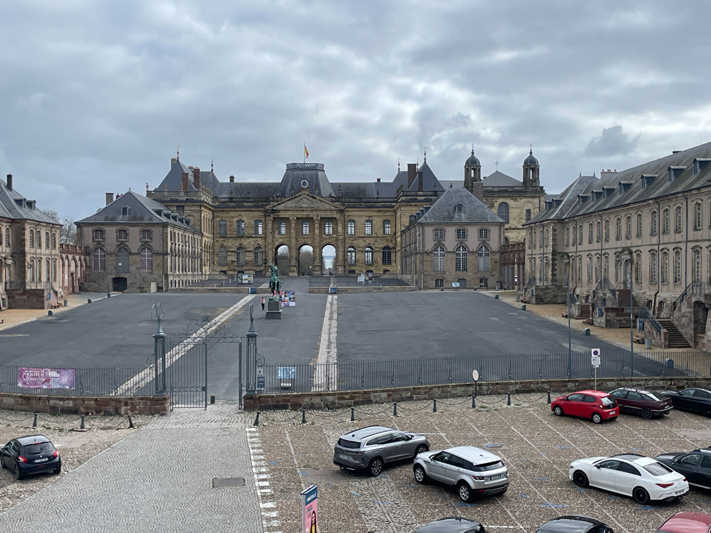 Lunéville - Bien d'exception avec vue imprenable sur le château