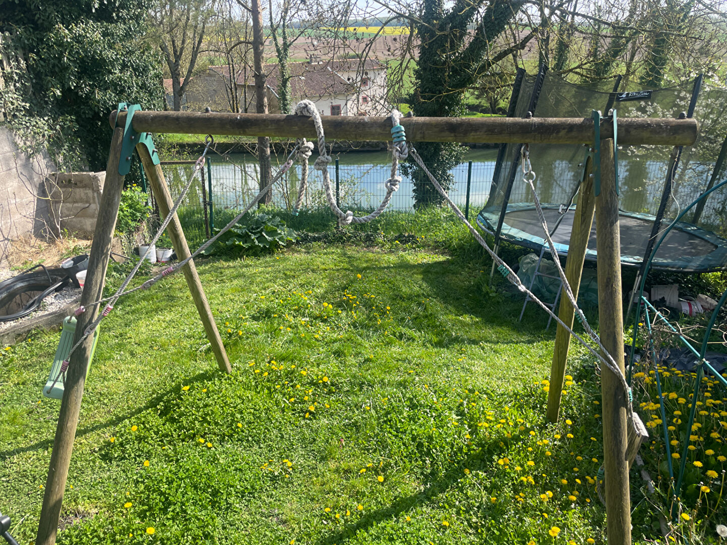 À cinq minutes ? Superbe maison de village rénovée ? Einville-au-Jard