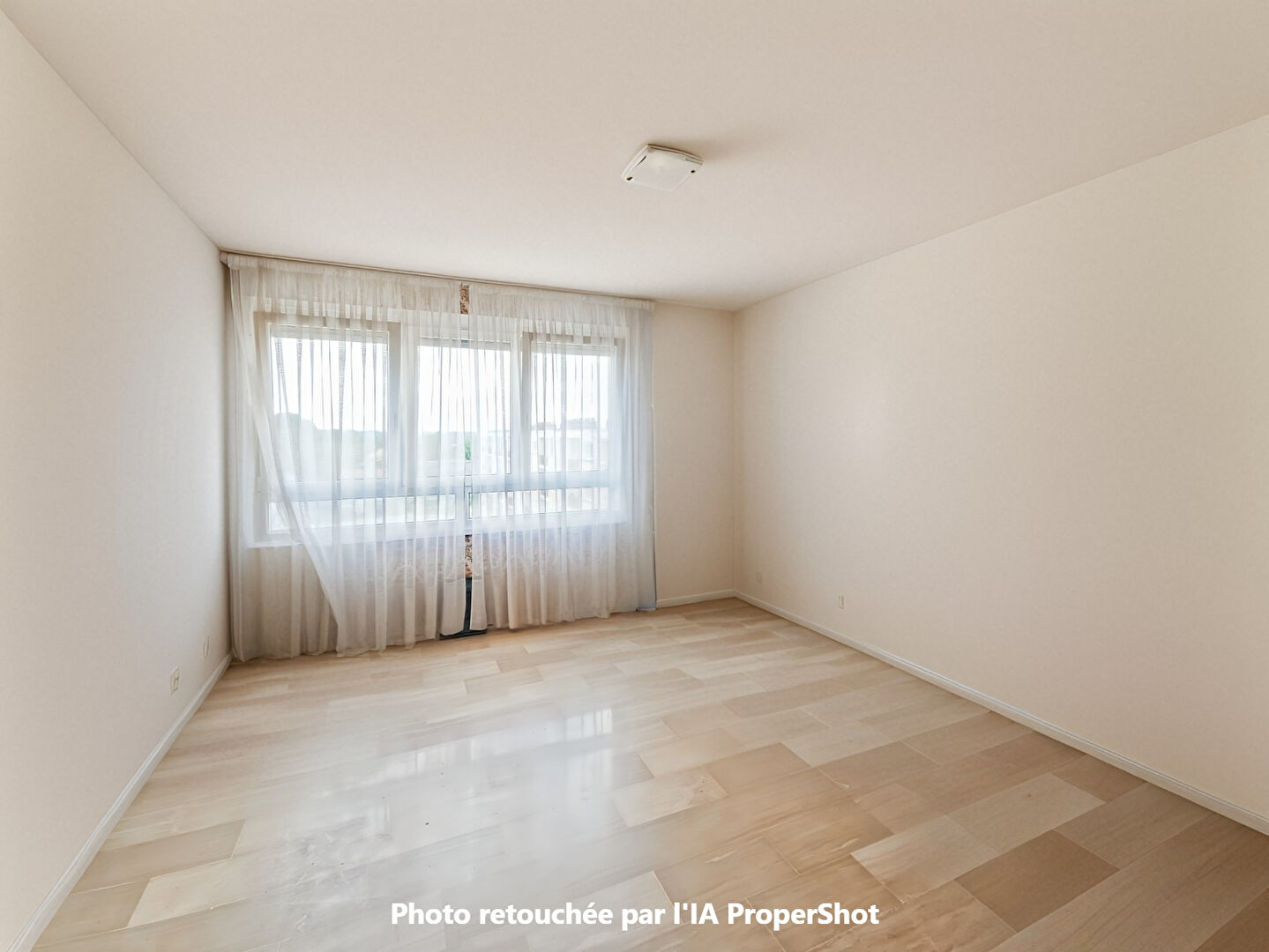 Appartement F2 lumineux avec potentiel - Proche gare, environnement calme