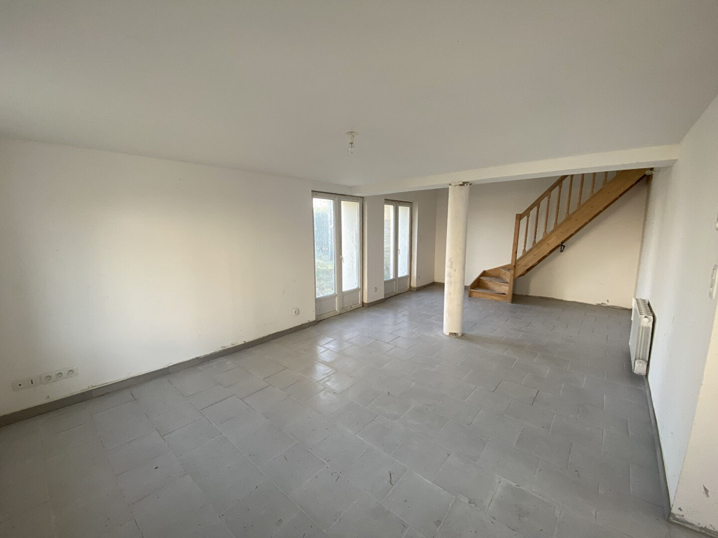 Maison  3 pièce(s) 107 m2