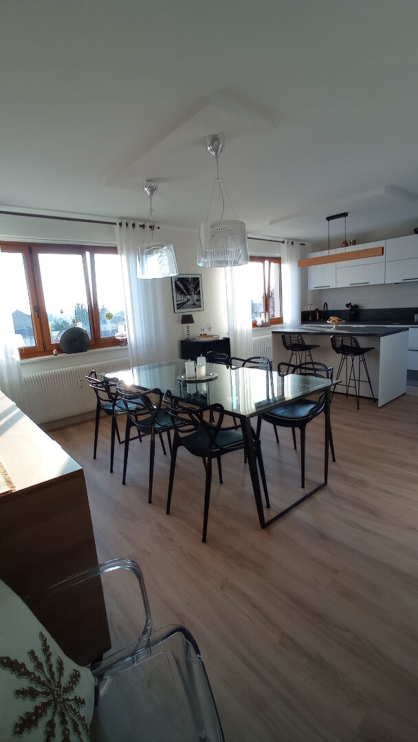 LUNÉVILLE APPARTEMENT D'EXCEPTION AVEC ASCENSEUR ET GARAGE SITUE AU DERNIER ÉTAGE