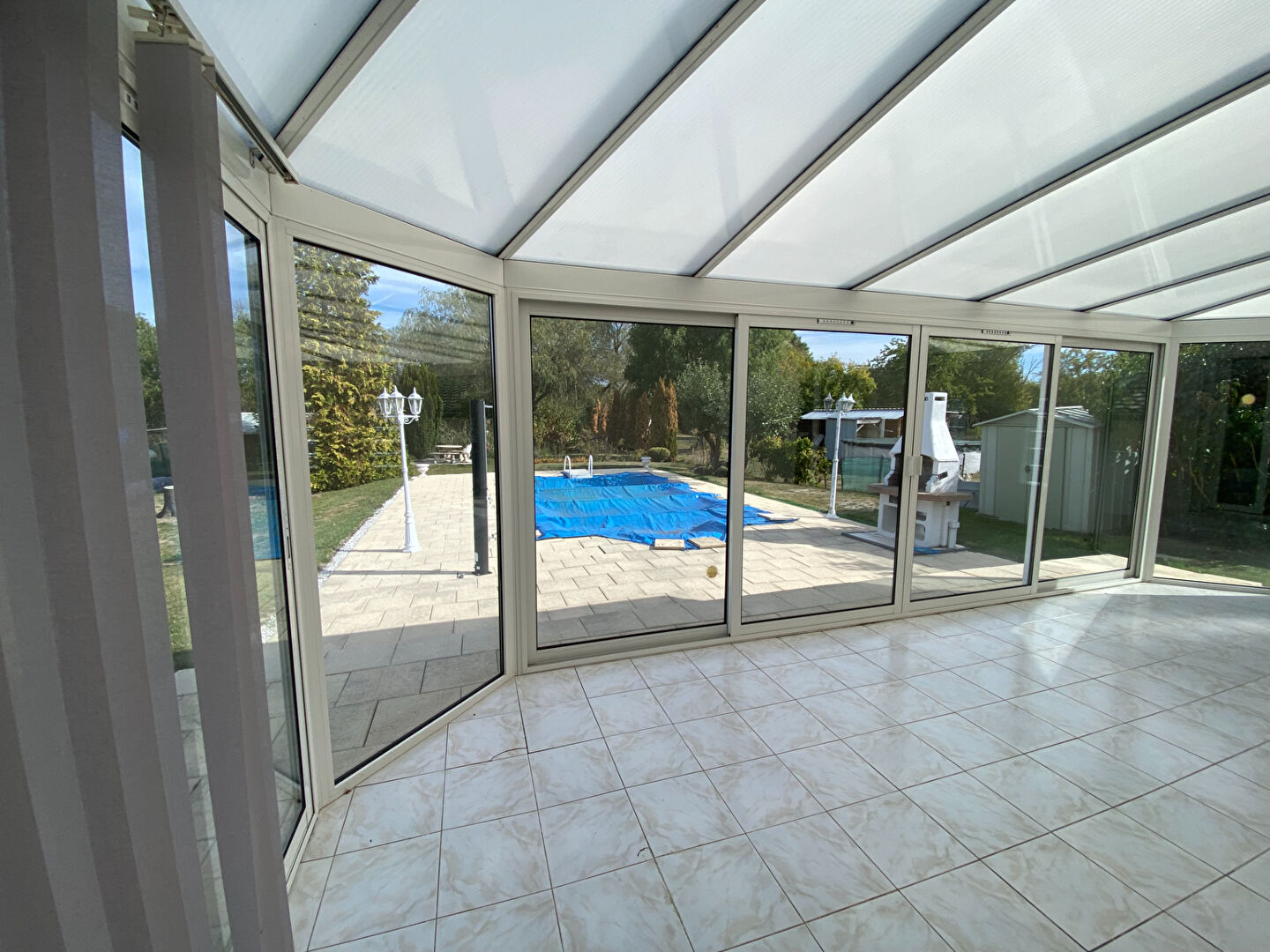 LUNÉVILLE ? Maison de plain-pied avec piscine sur terrain de 1 372M²