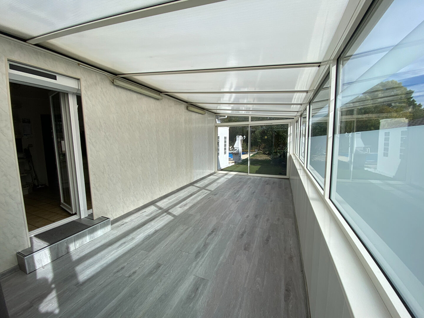 LUNÉVILLE ? Maison de plain-pied avec piscine sur terrain de 1 372M²