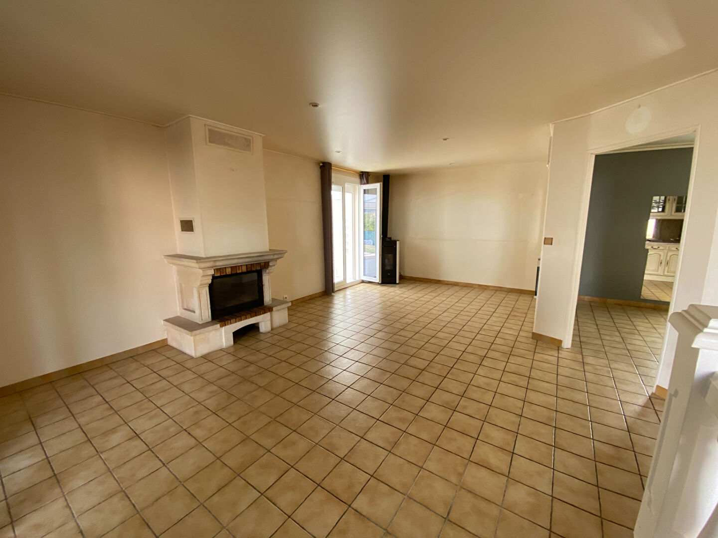 LUNÉVILLE ? Maison de plain-pied avec piscine sur terrain de 1 372M²