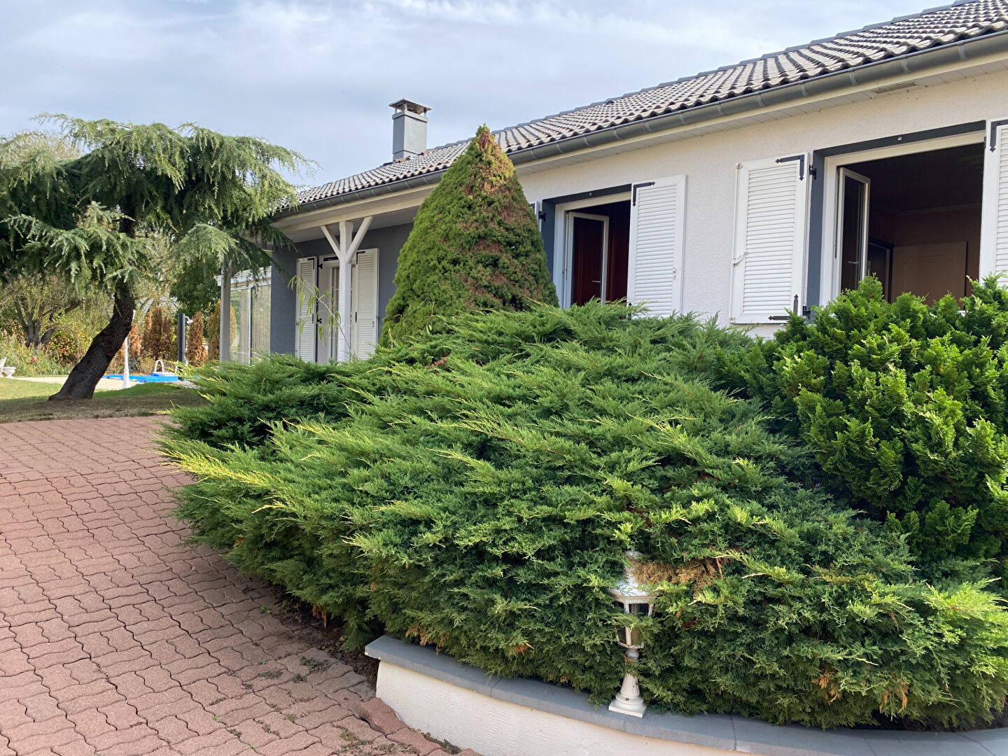 LUNÉVILLE ? Maison de plain-pied avec piscine sur terrain de 1 372M²