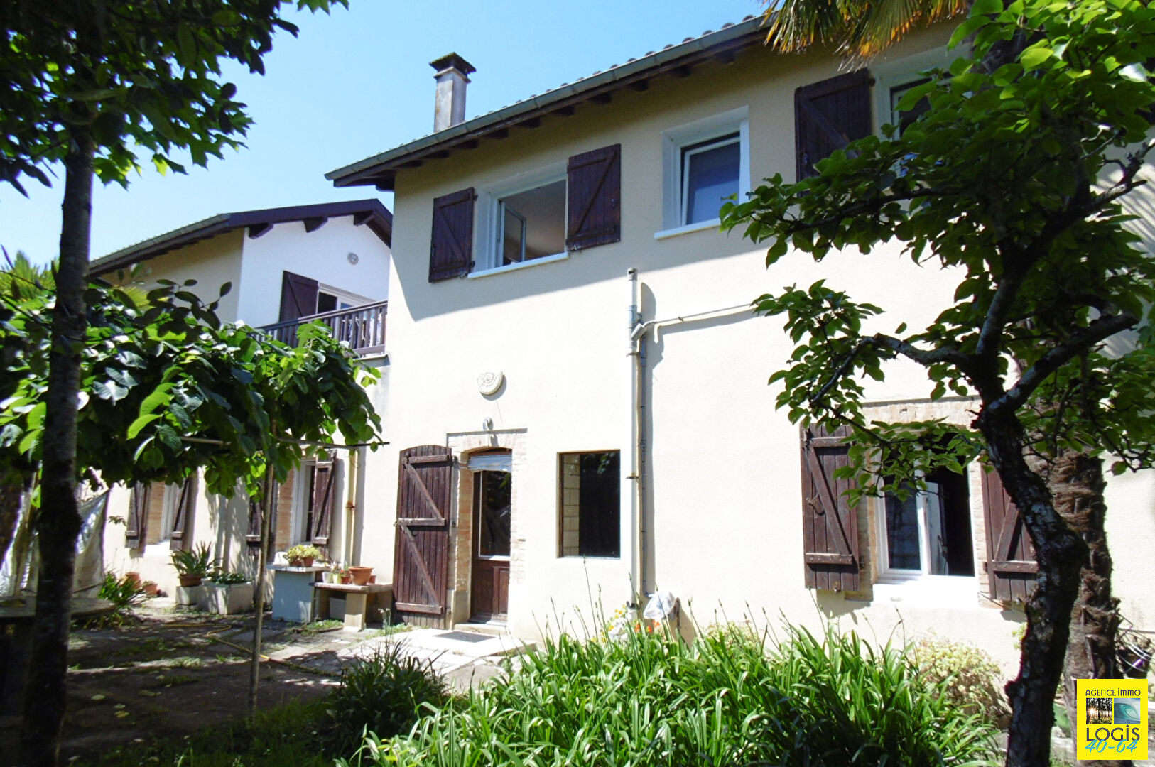 MAISON 11P - PORT-DE-LANNE -