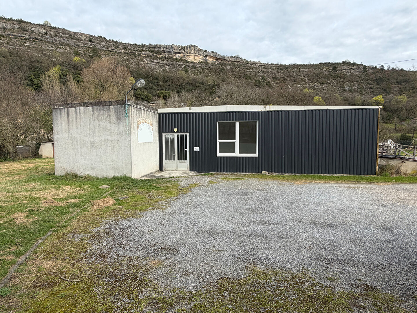 Entrepôt à 5km de Labruguière