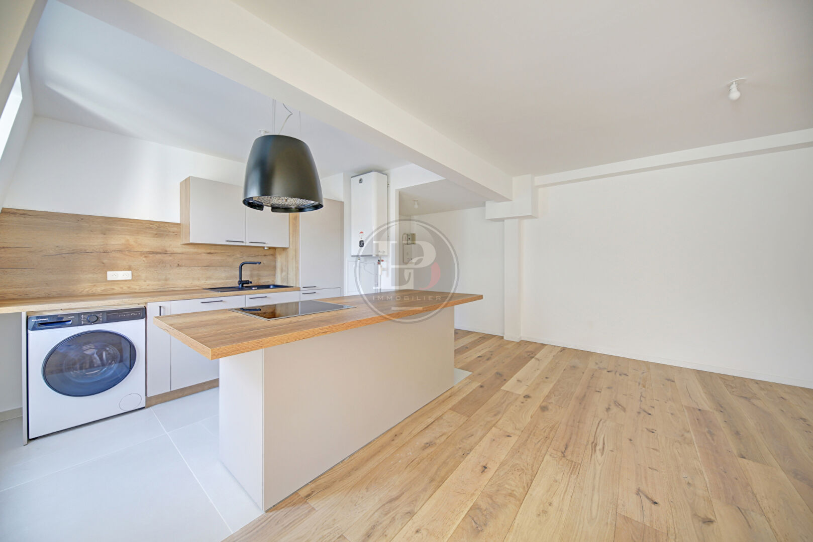 Photo Appartement 2 pièces rénové de 54 m² à vendre - Centre historique de Saint-Germain-en-Laye image 3/6